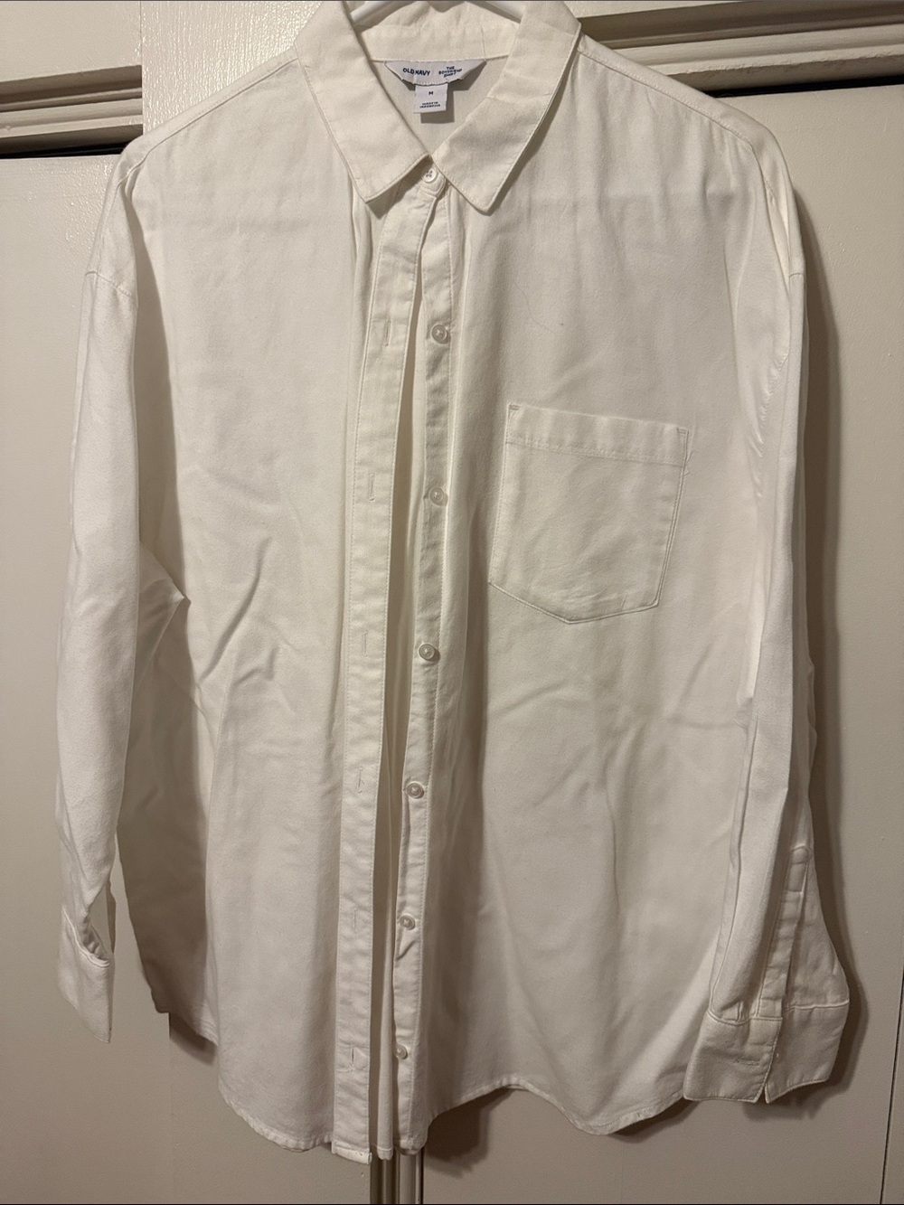White dress shirt